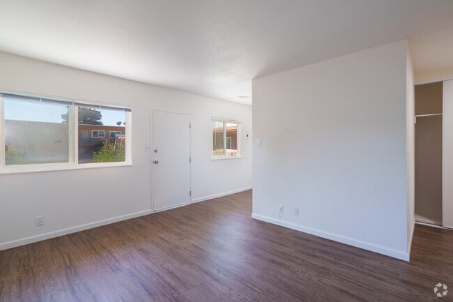 1BR, 1BA - - Arcady Apartments Unit 35