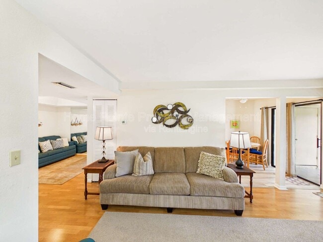 Photo - 17270 Eagle Trce Unit Apt 3