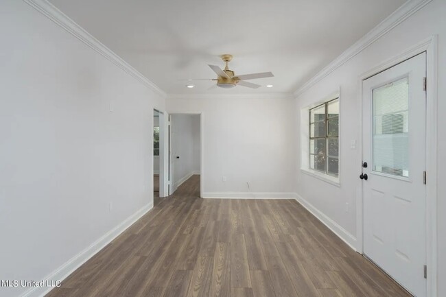 2432 Monroe Rd