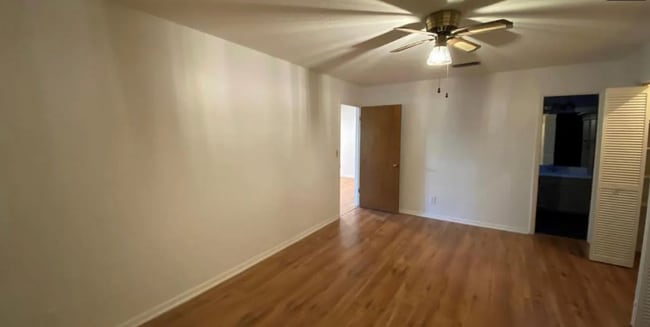 Photo - 992 S Marion Ave