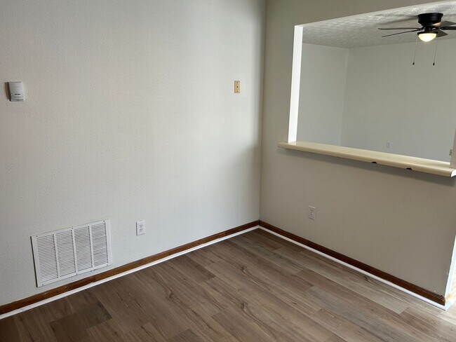 Photo - 120/122 Deer Creek Dr Unit 122 Deer Creek Dr