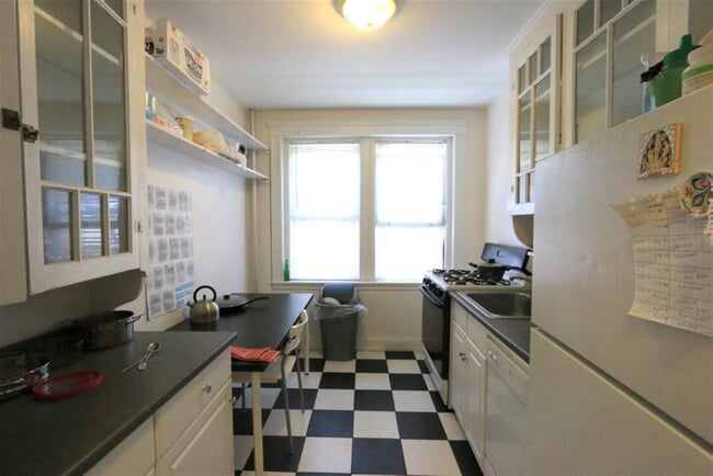 Photo - 13 Ellery St Unit 4
