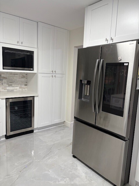 Photo - 2210 Pomeran Dr