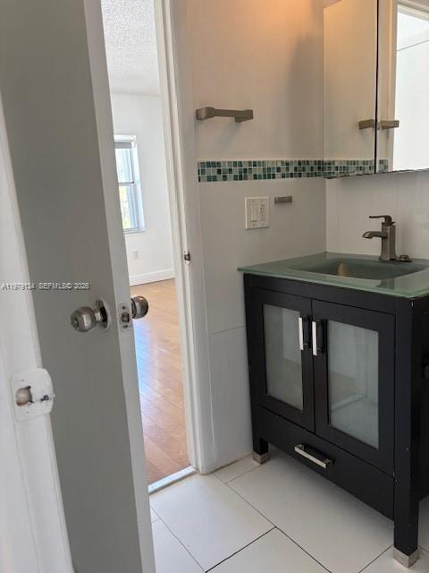 Photo - 1540 Meridian Ave Unit 4J