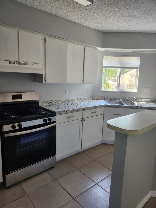 Photo - 3624 Meriden Ave Unit C