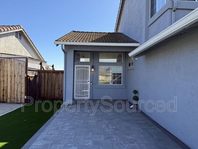 Photo - 1520 Andrew St