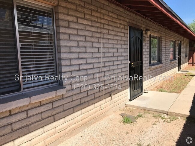 Building Photo - 110elm Unit 112 Rental