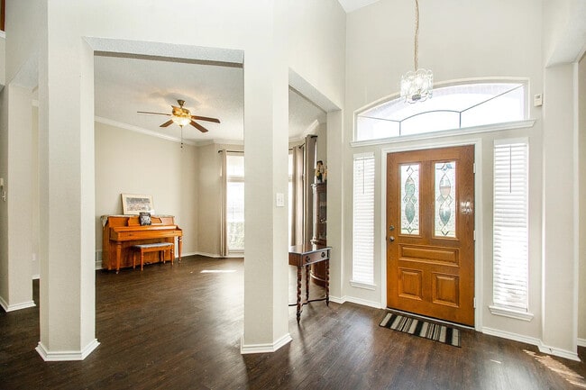 Photo - Room in House on Kentshire Cir