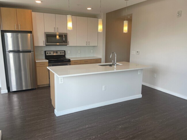 Photo - 2450 S University Blvd Unit B3