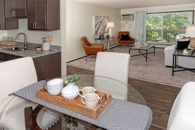 Photo - Burnsville Parkway Apartments