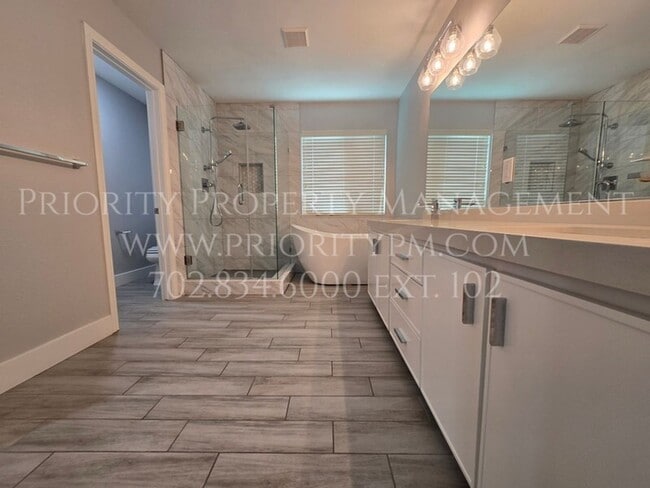 Photo - 10001 Ranch Hand Ave