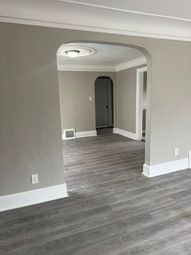 Photo - 15766 Hartwell St Unit Upper