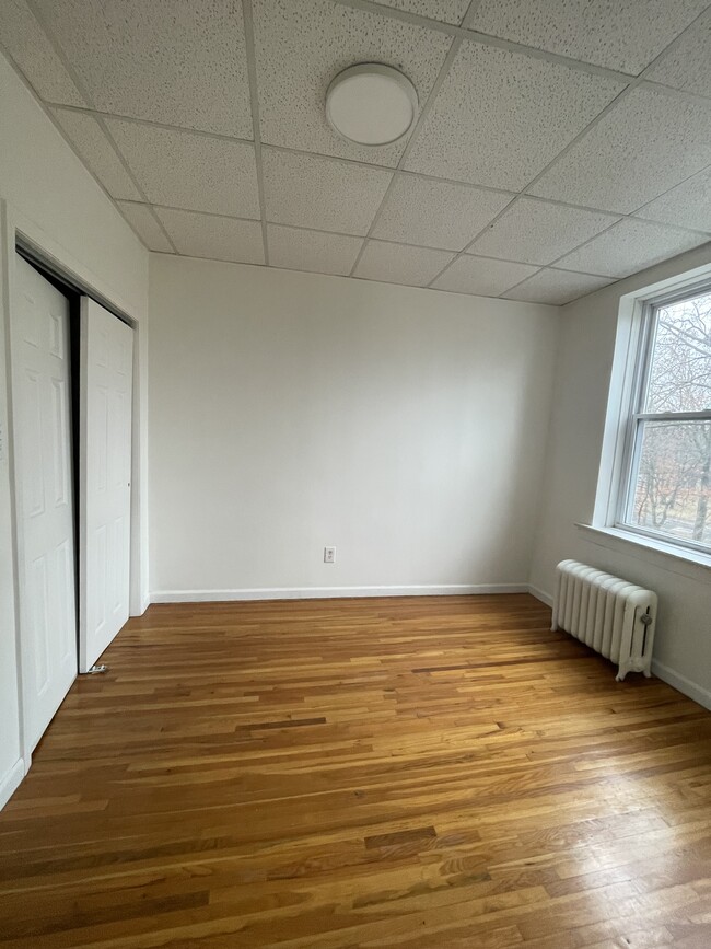 Photo - 179 W 48th St Condo Unit 17