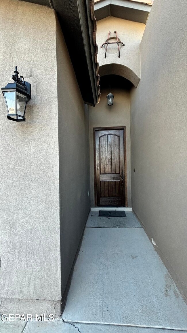 Photo - 2148 Honour Point Pl