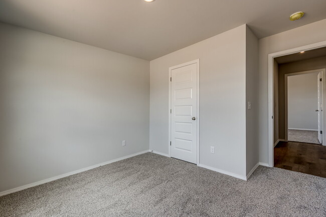 Photo - 4 Bedroom NEW Construction!!! Large Lot