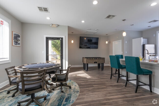 Photo - Reserve at River Walk