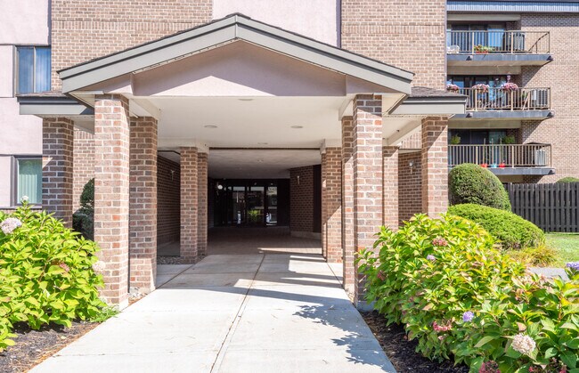Photo - 1 Ledgewood Way Condo Unit 21