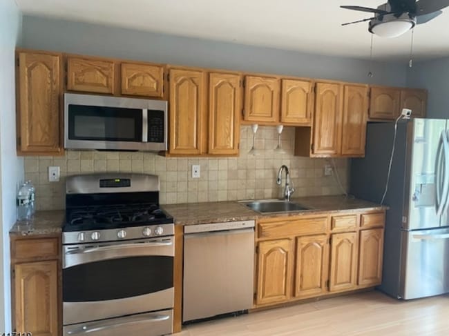 Photo - 260 Crabtree Ct