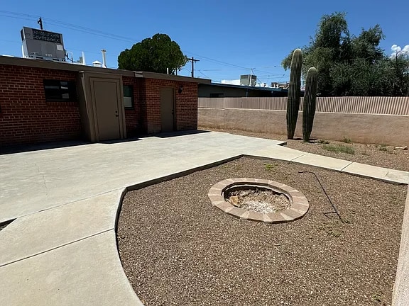 Photo - 120 N Campbell Ave