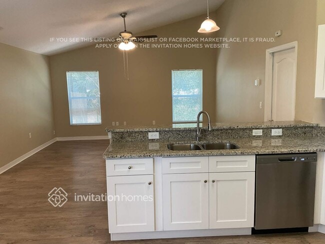 Photo - 425 E New Hampshire Ave