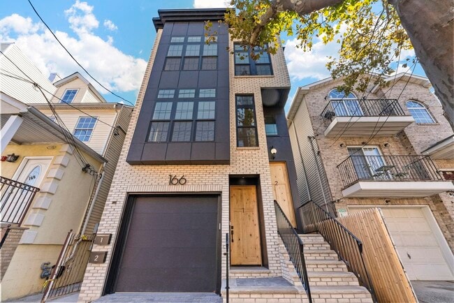 Photo - 166 New York Ave Unit 1