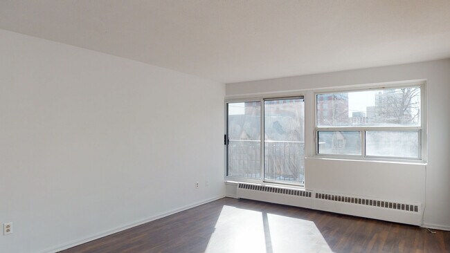 Photo - 360 Frank St. – The Edwardian