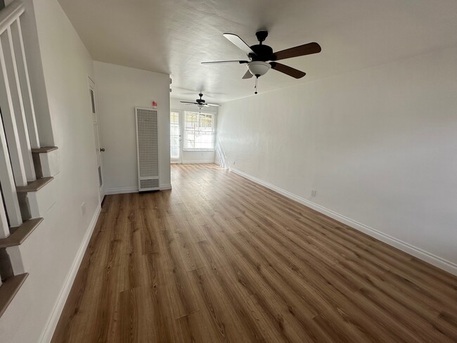 Photo - 10408 Edison Way Townhome