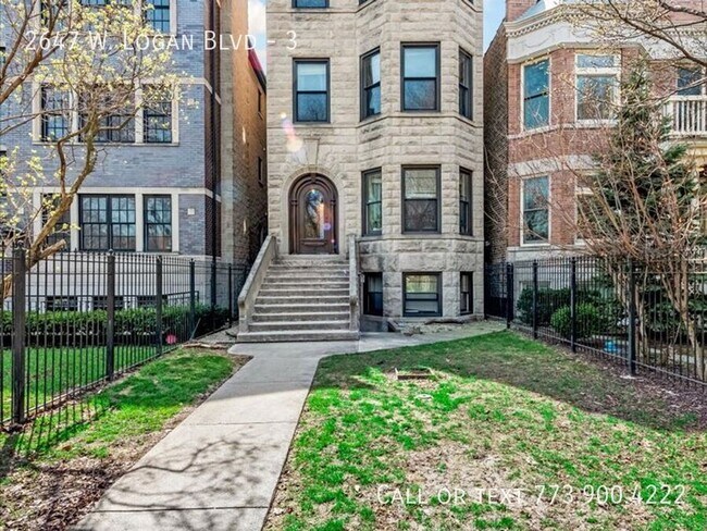 Photo - 2647 W Logan Blvd Apartment Unit 3