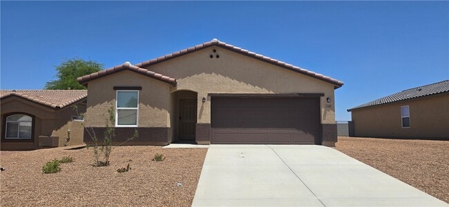 Photo - 2109 E Crystal Dr House