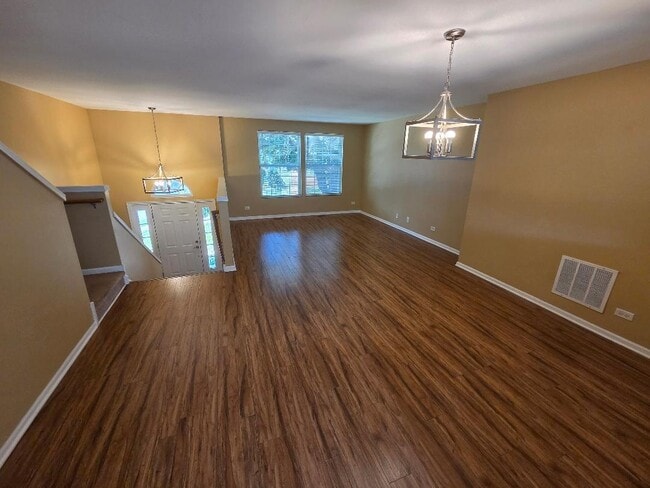 Photo - 107 Driscoll Ln