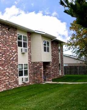 Photo - Oak Grove Properties Apartments
