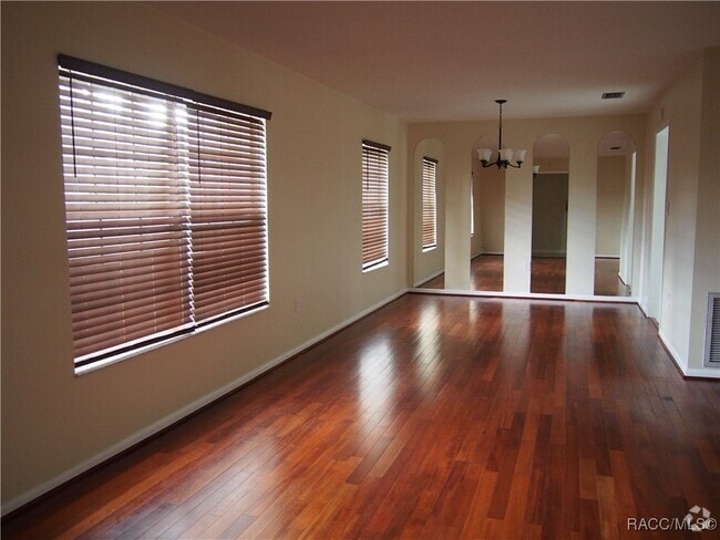 Building Photo - 5111 Magnolia Ridge Rd Rental