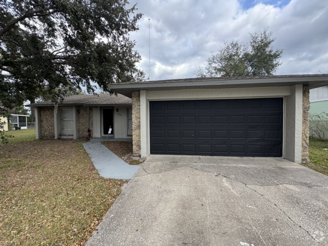 Building Photo - 2633 Clearbrook Cir Rental