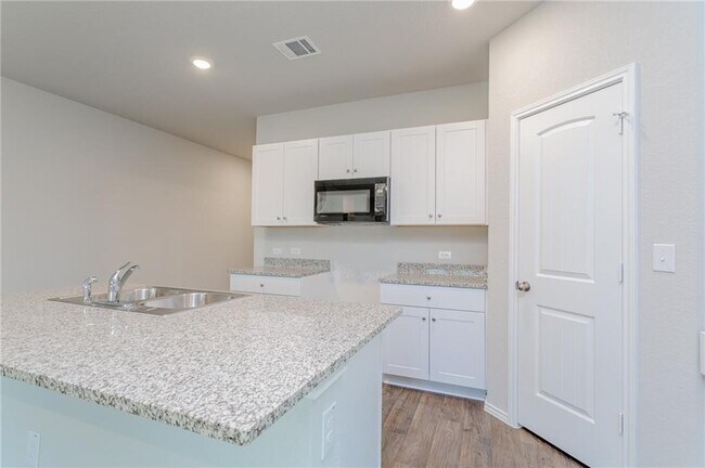 Photo - 13525 Brahmin Dr