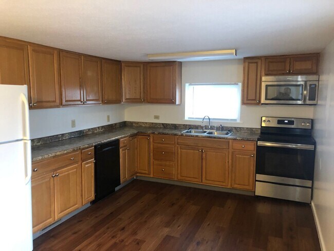 Photo - 314 W 16th St Unidad #1