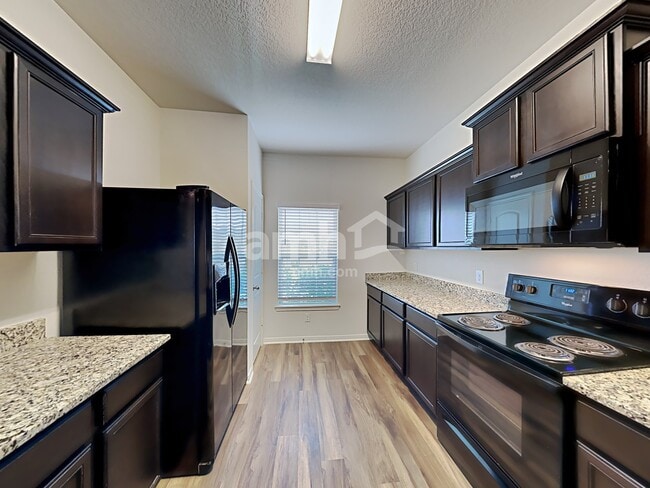 Photo - 12250 Commander Dr