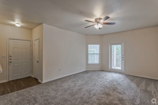 1BR, 1BA - 751 SF A2R - Living Area - The Park on Forum