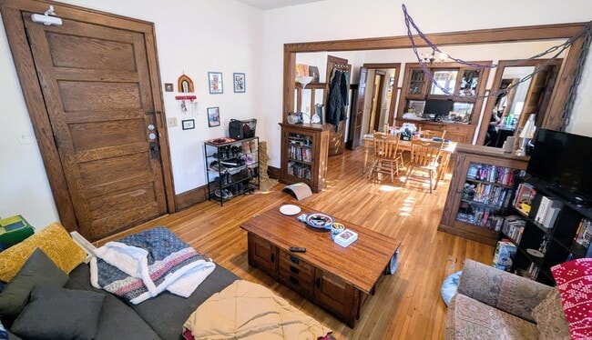 Photo - 2 Bedroom Apartment in Prospect Park - Available September 1st! Unidad 4