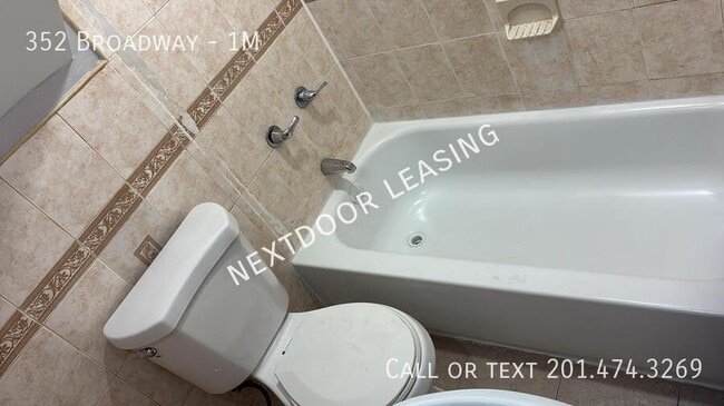 Photo - 352 Broadway-1M Unit 1M