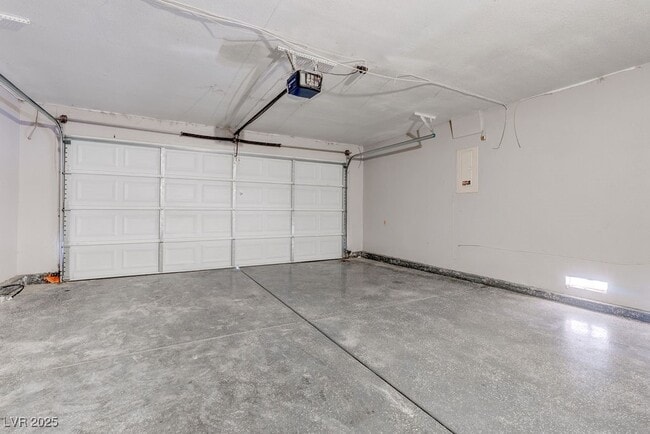 Building Photo - 2187 Eclair Cir