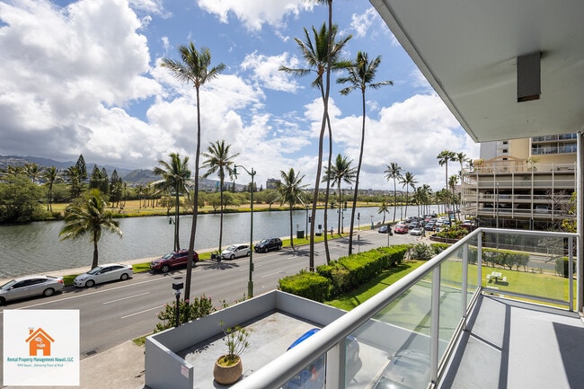 Photo - 2233 Ala Wai Blvd