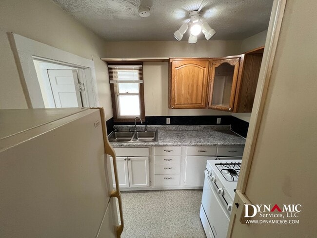 Photo - 434 N Spring Ave Unit Apt. 4