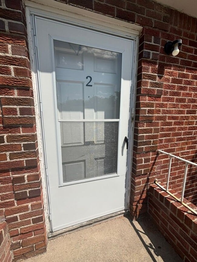 Photo - 1841 Crook Ave Unit 2
