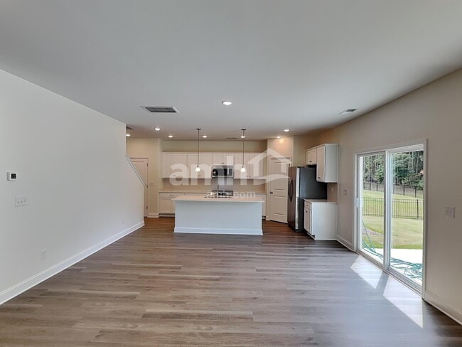 Photo - 6035 Rosemore Ln