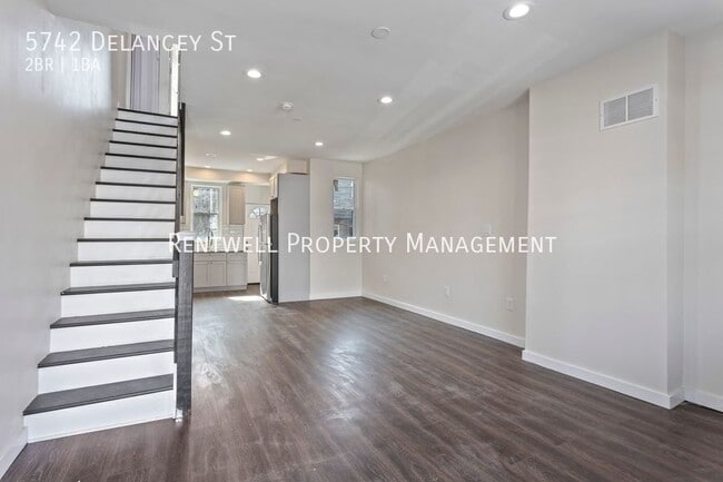 Photo - 5742 Delancey St