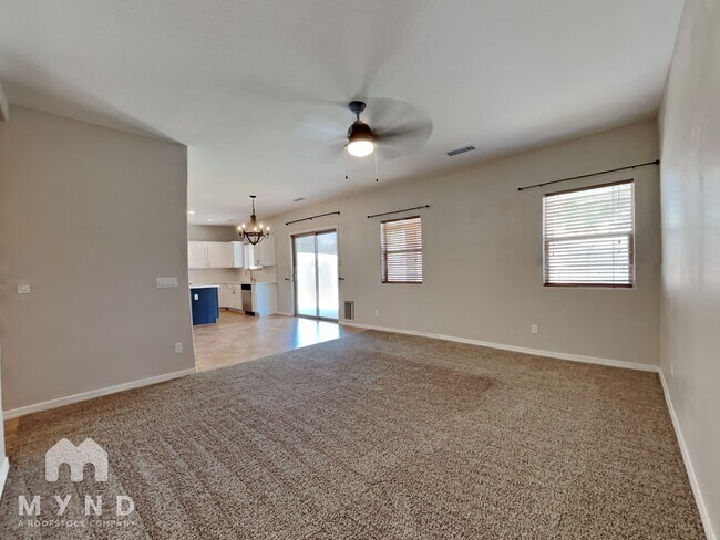 Photo - 18646 W Mission Ln