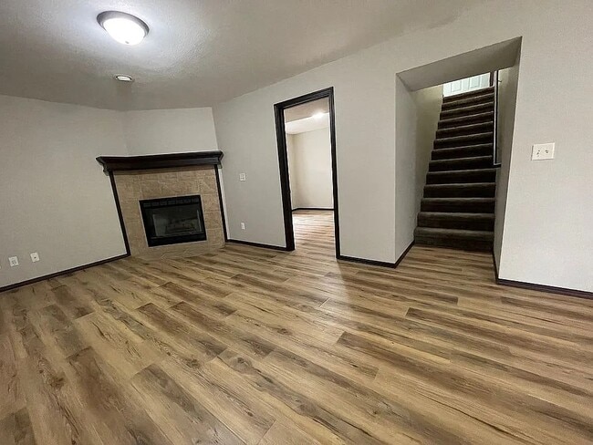 Photo - 1742 N Basswood Ct