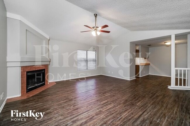 Photo - 7915 Millers Trail