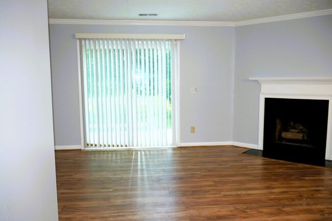 Photo - 6466 Marbut Rd