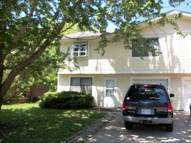 Building Photo - 1140 E Johnston St